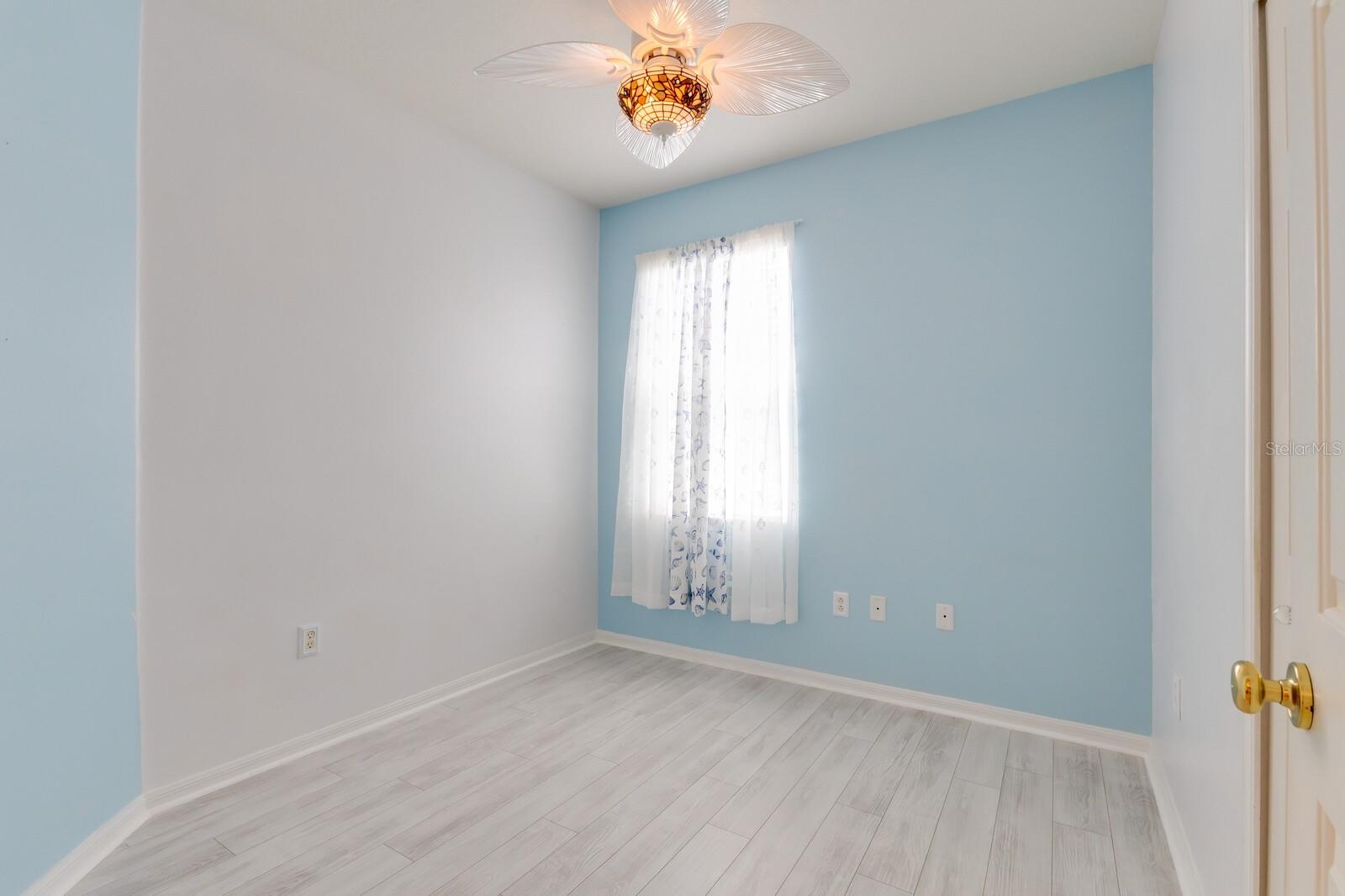 Image 17 of 25 For 3402 Parkridge Circle