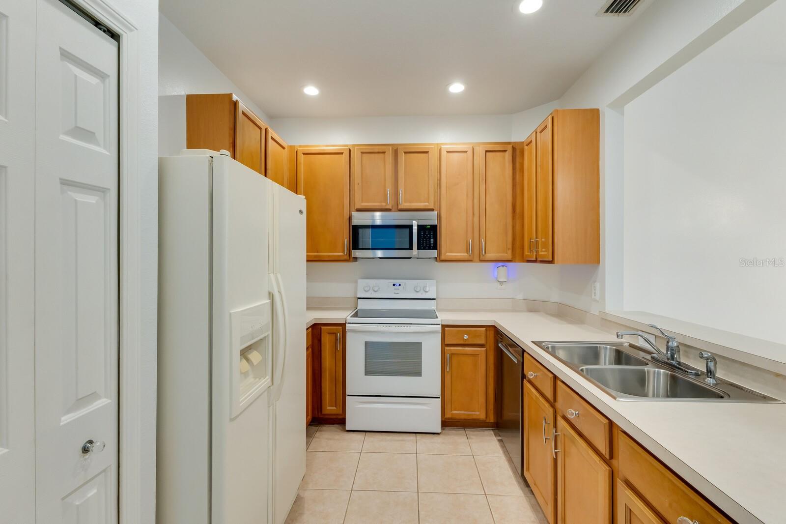 Image 8 of 25 For 3402 Parkridge Circle