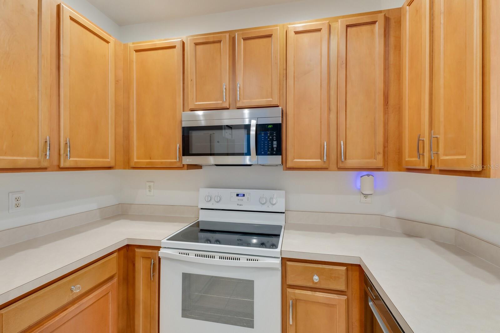 Image 9 of 25 For 3402 Parkridge Circle