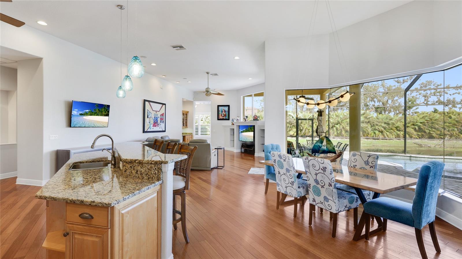 Image 13 of 56 For 7081 Grassland Court