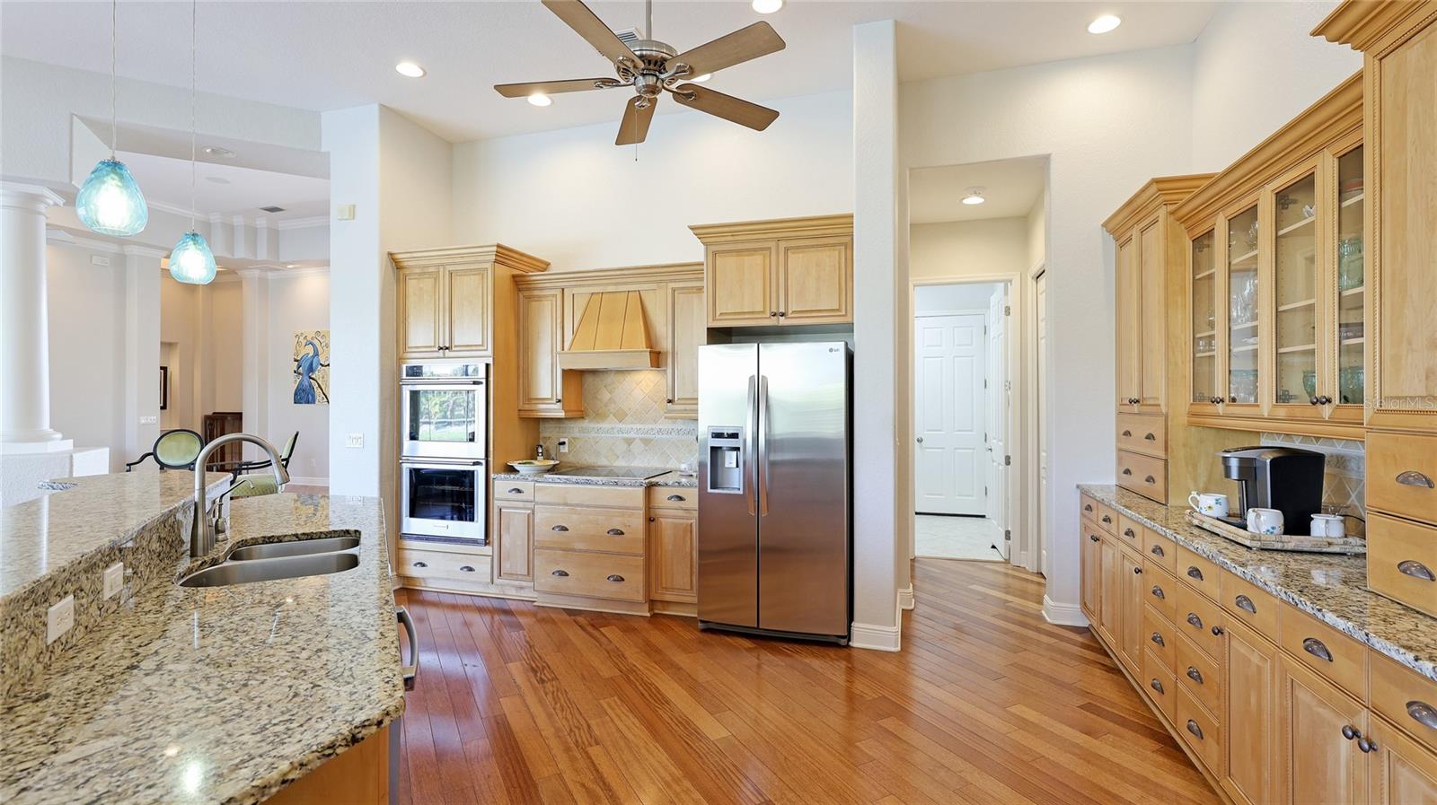 Image 17 of 56 For 7081 Grassland Court