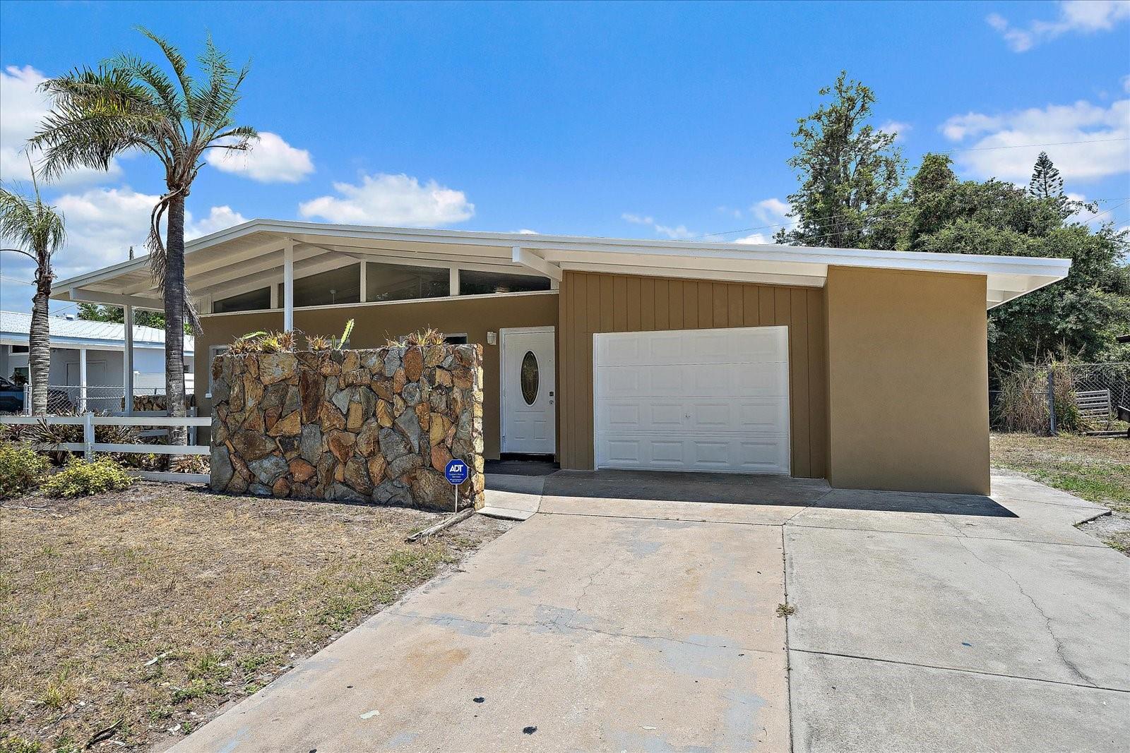Details for 2820 Greenbriar Street, SARASOTA, FL 34237