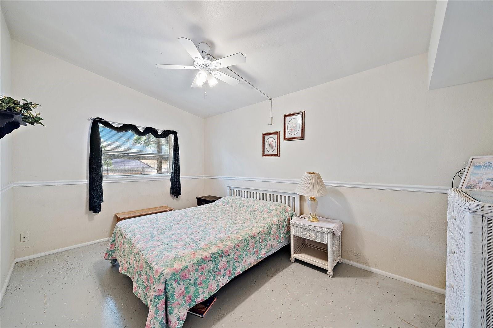 Image 20 of 28 For 2820 Greenbriar Street
