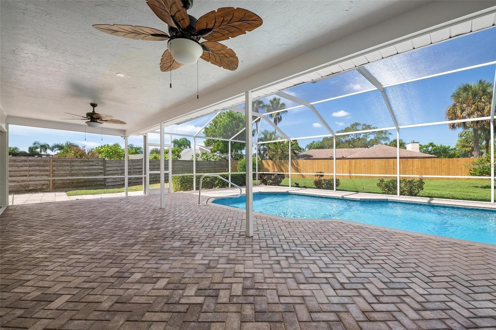 Image 31 of 40 For 6634 Waterford Lane