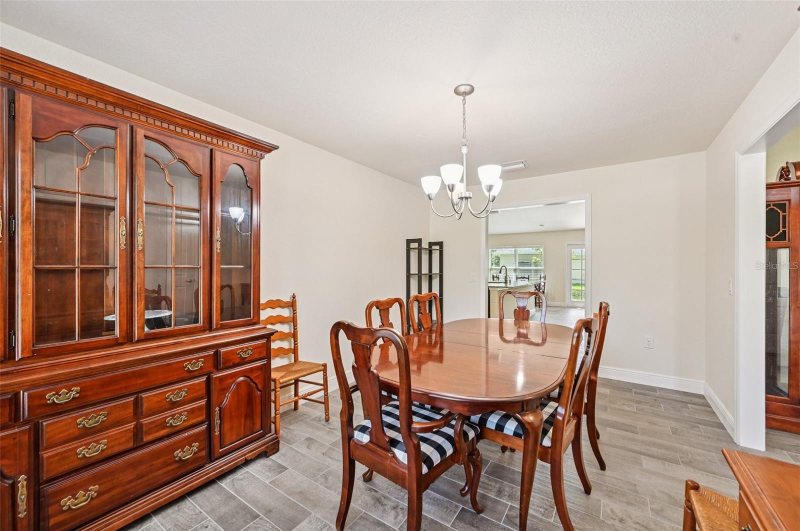 Image 10 of 42 For 4610 Clarke Street