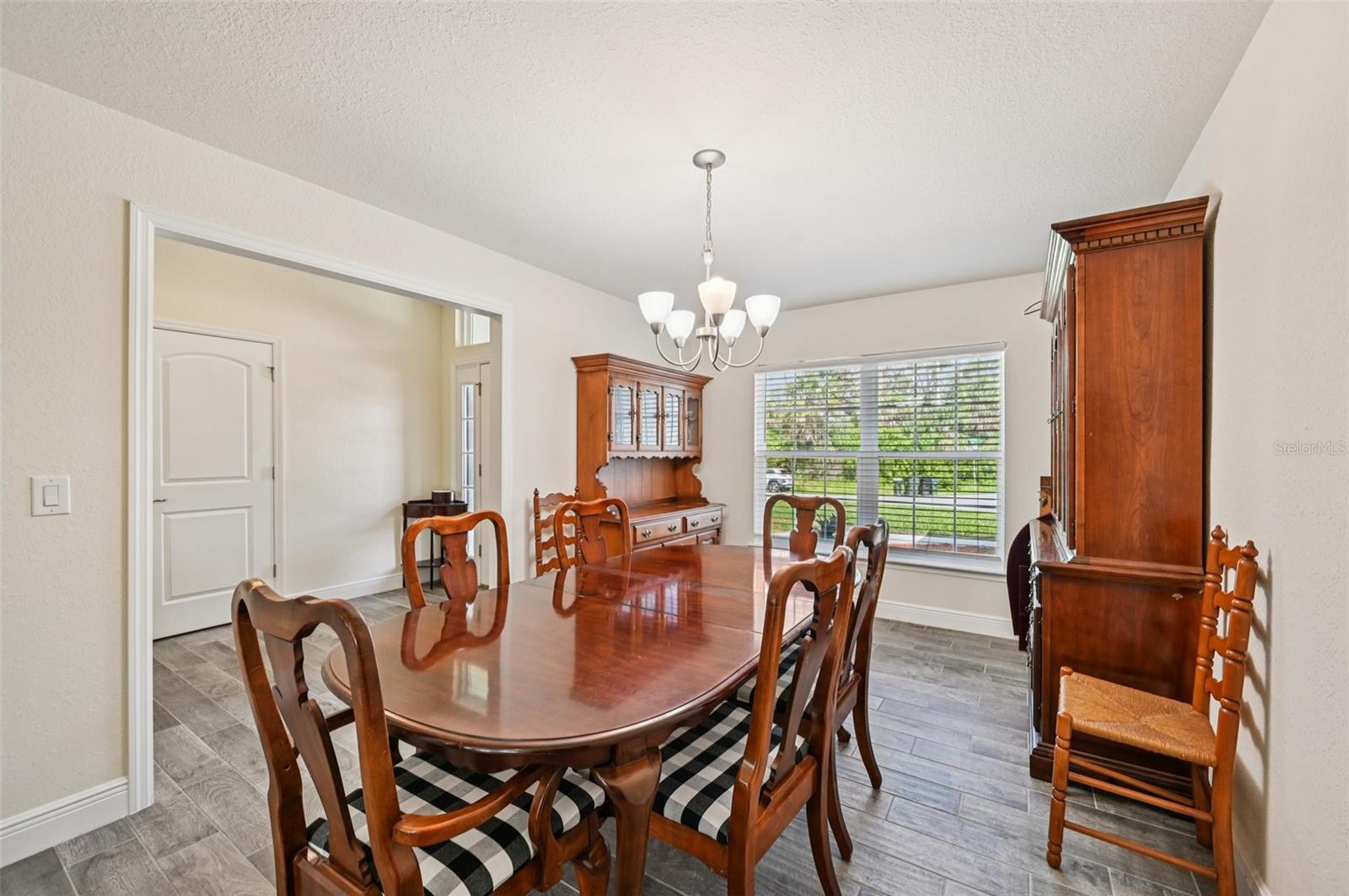 Image 11 of 42 For 4610 Clarke Street