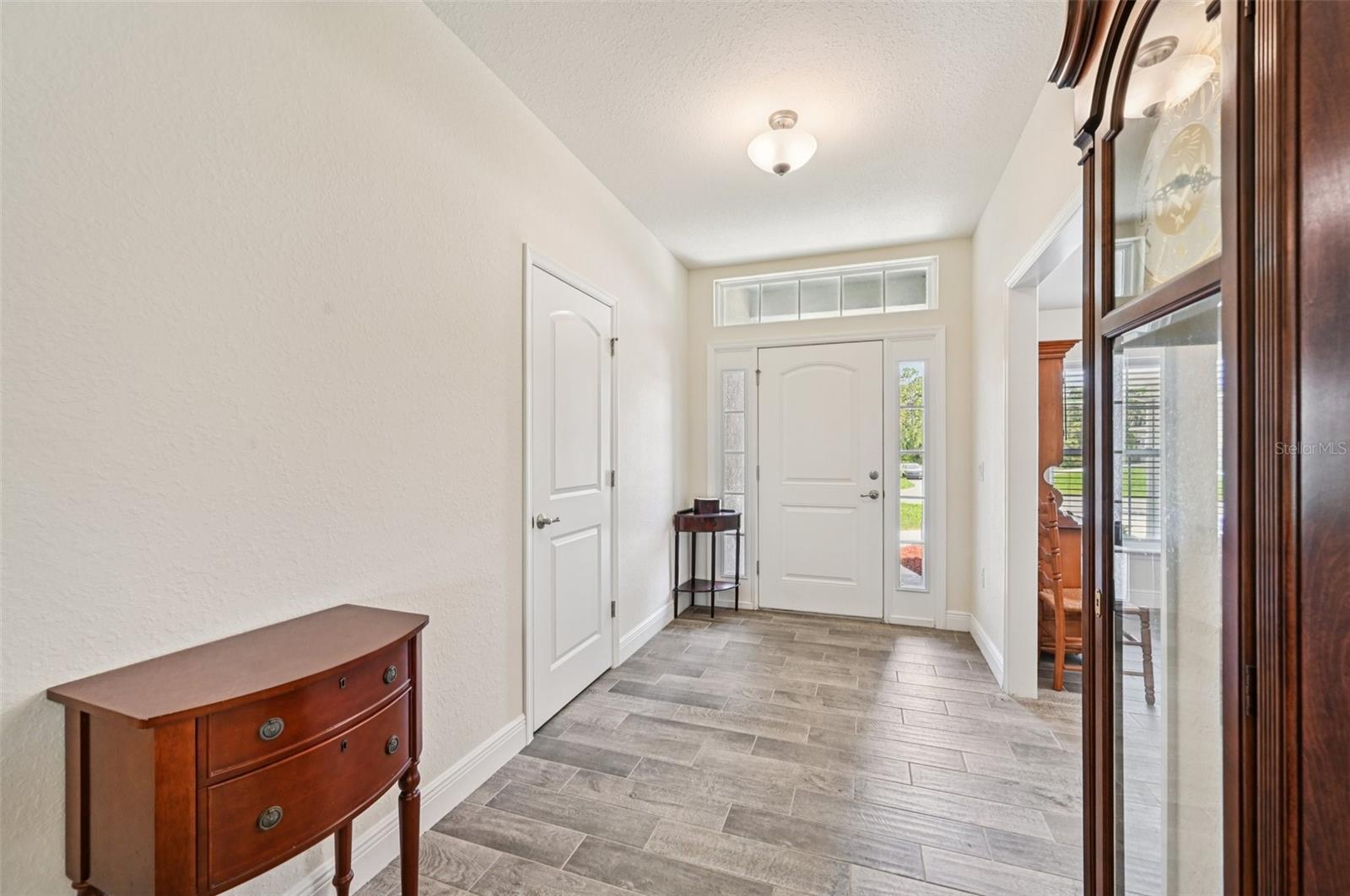 Image 5 of 42 For 4610 Clarke Street