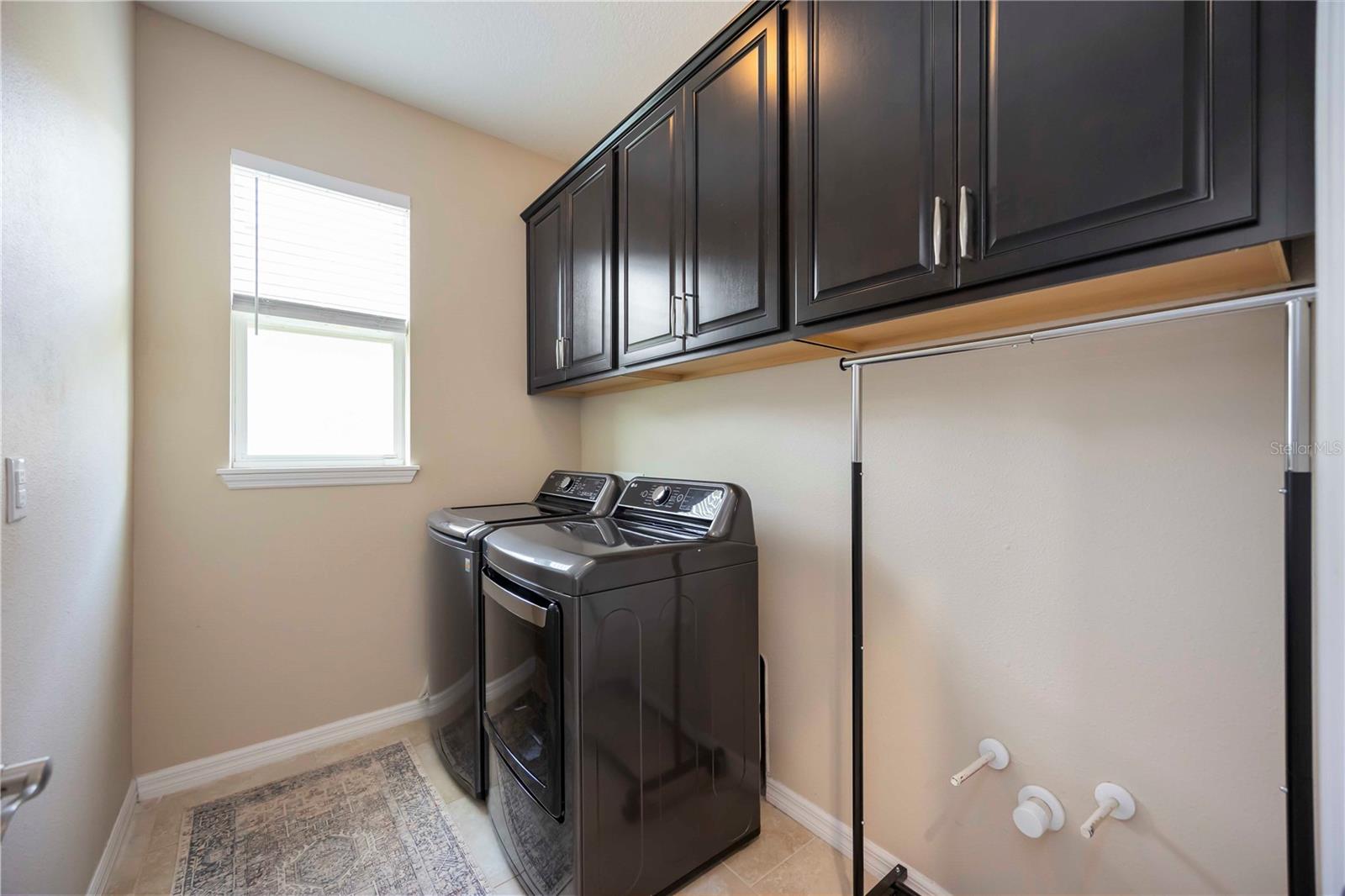 Image 33 of 53 For 6377 Mighty Eagle Way