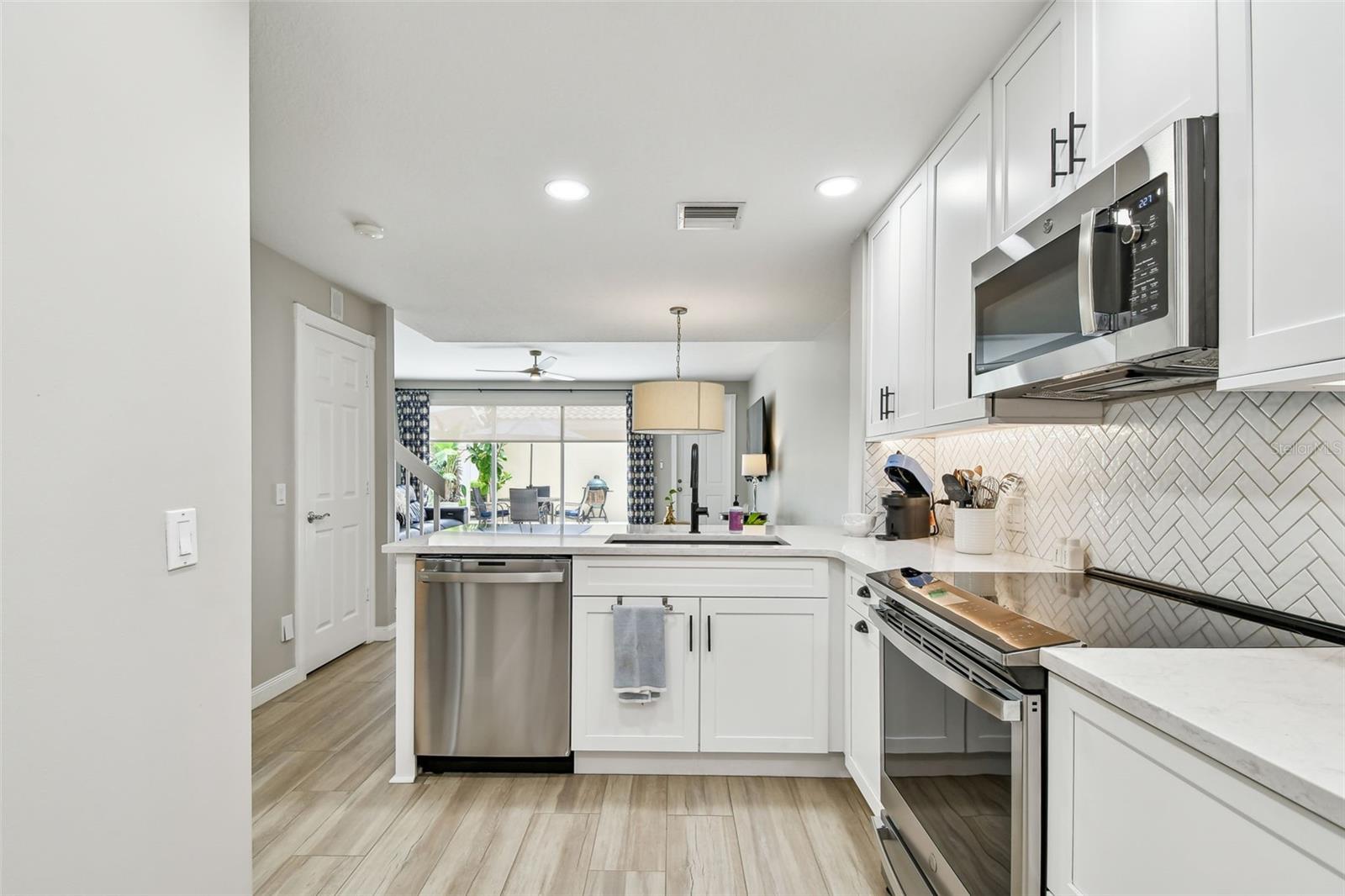 Image 17 of 58 For 5368 Eliseo Street