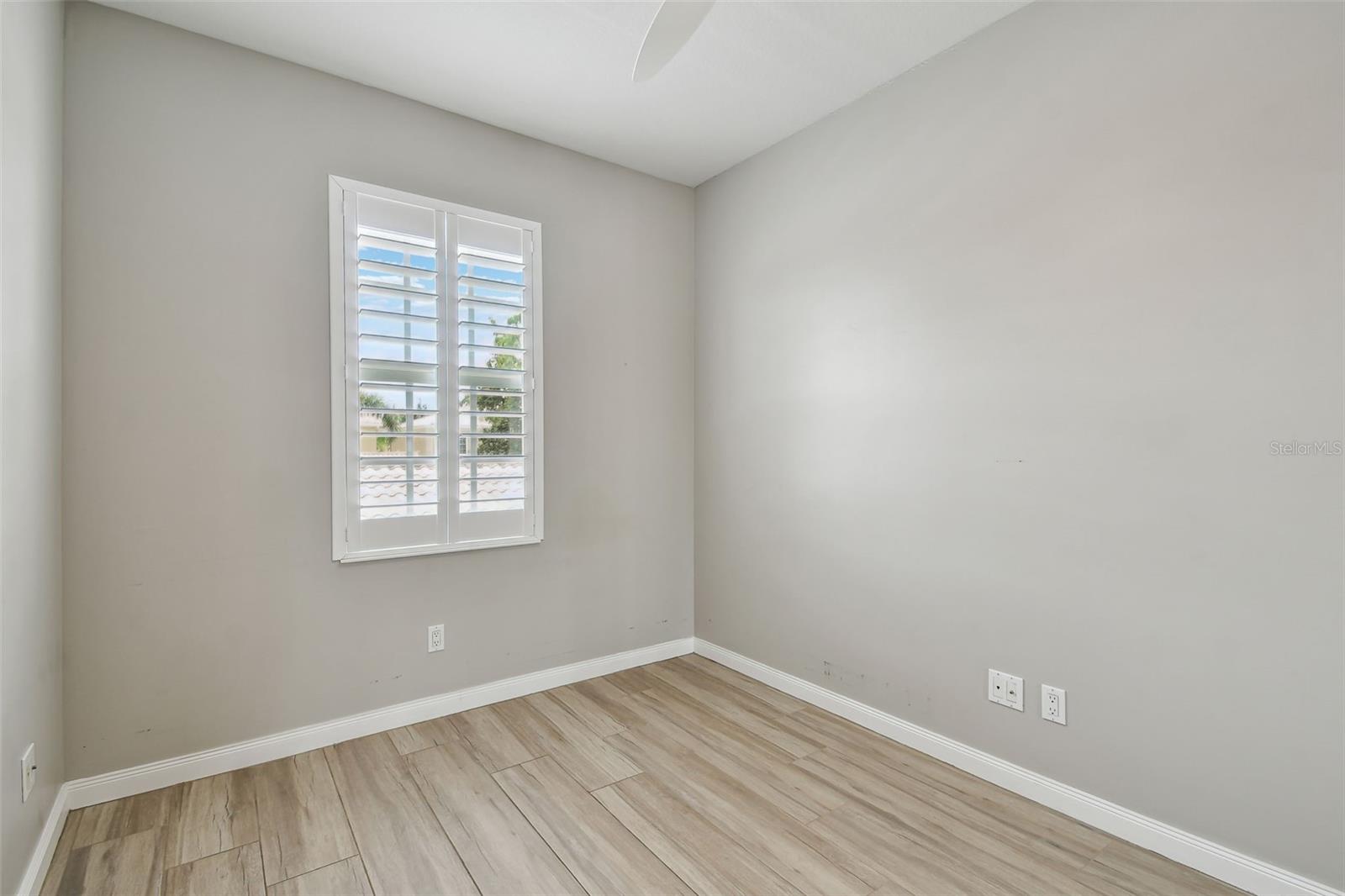 Image 32 of 58 For 5368 Eliseo Street