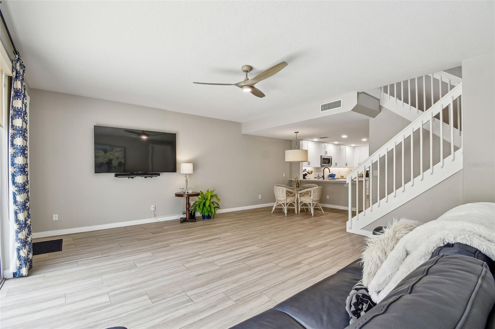 Image 8 of 58 For 5368 Eliseo Street
