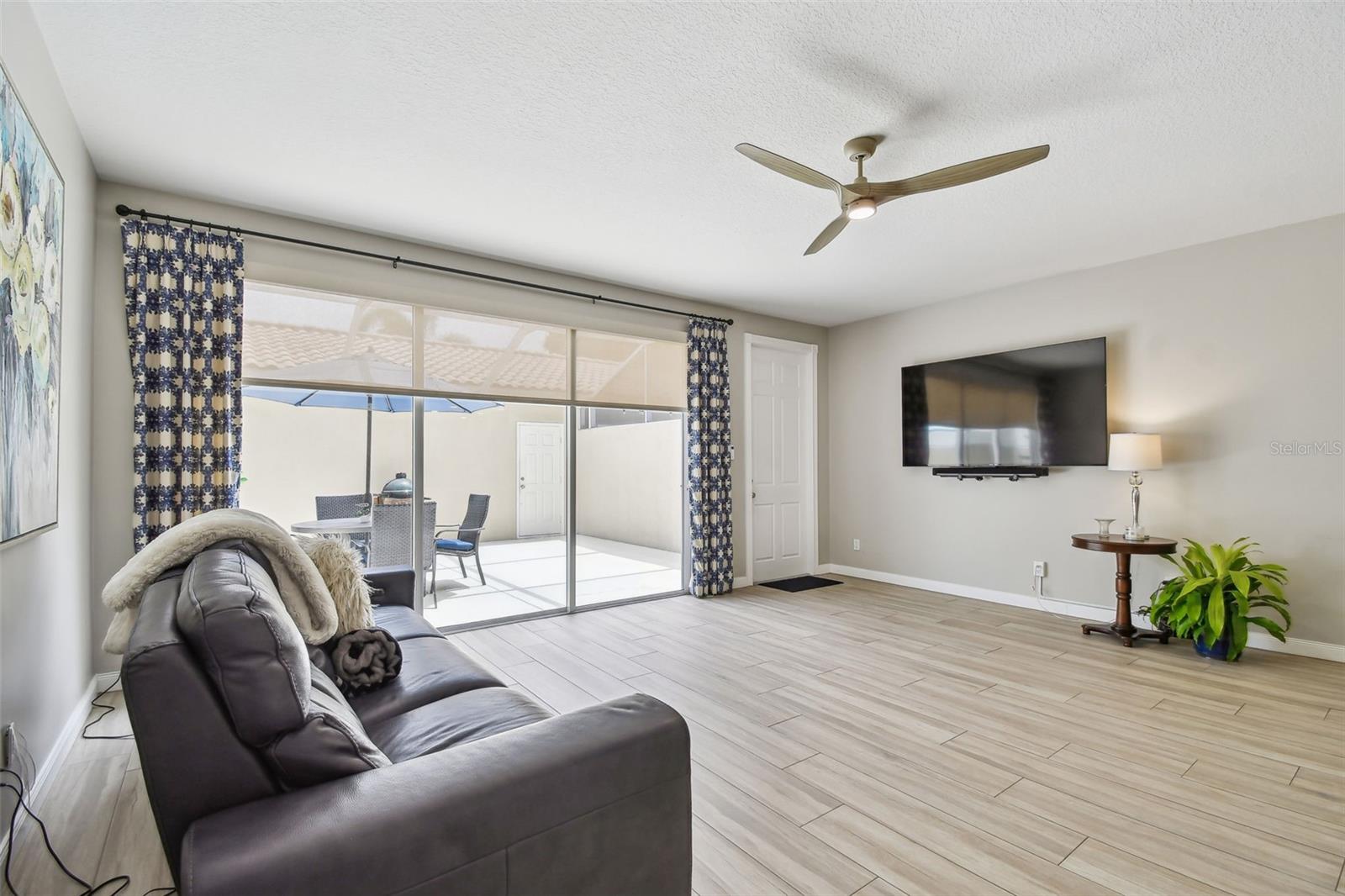 Image 9 of 58 For 5368 Eliseo Street