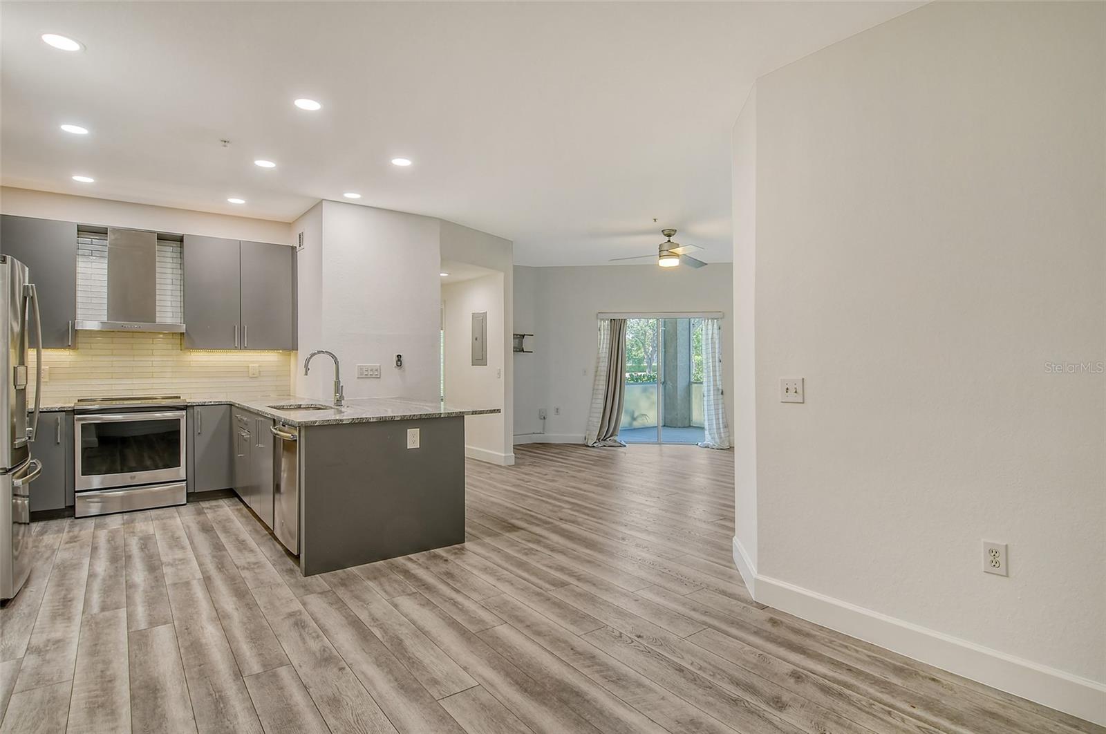 Image 12 of 60 For 5160 Northridge Road 107