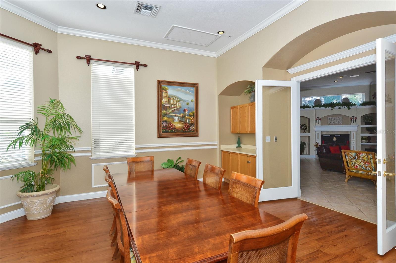 Image 33 of 60 For 5160 Northridge Road 107