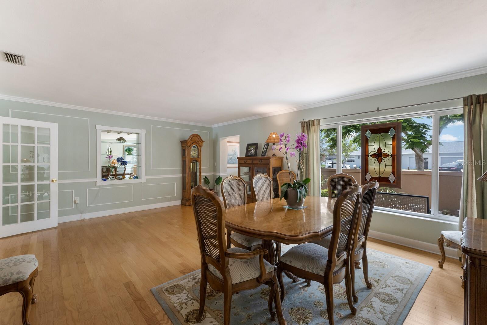Image 12 of 55 For 715 Fontana Lane