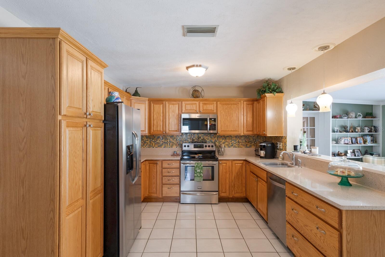 Image 15 of 55 For 715 Fontana Lane