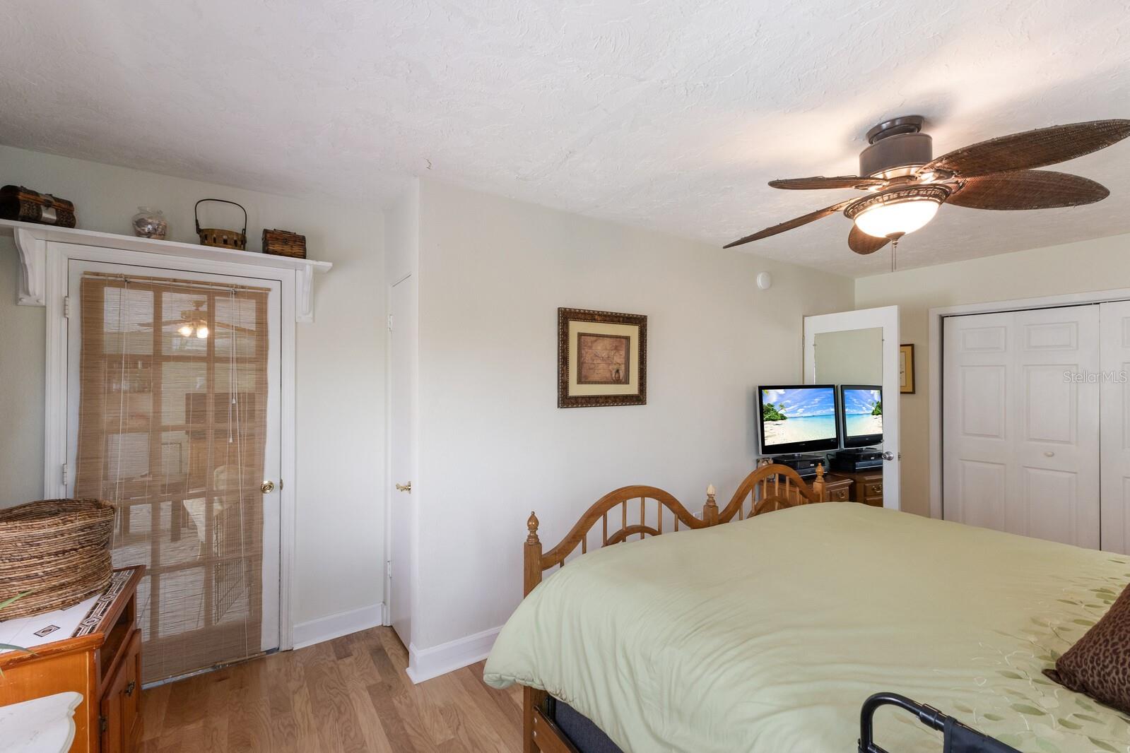 Image 21 of 55 For 715 Fontana Lane