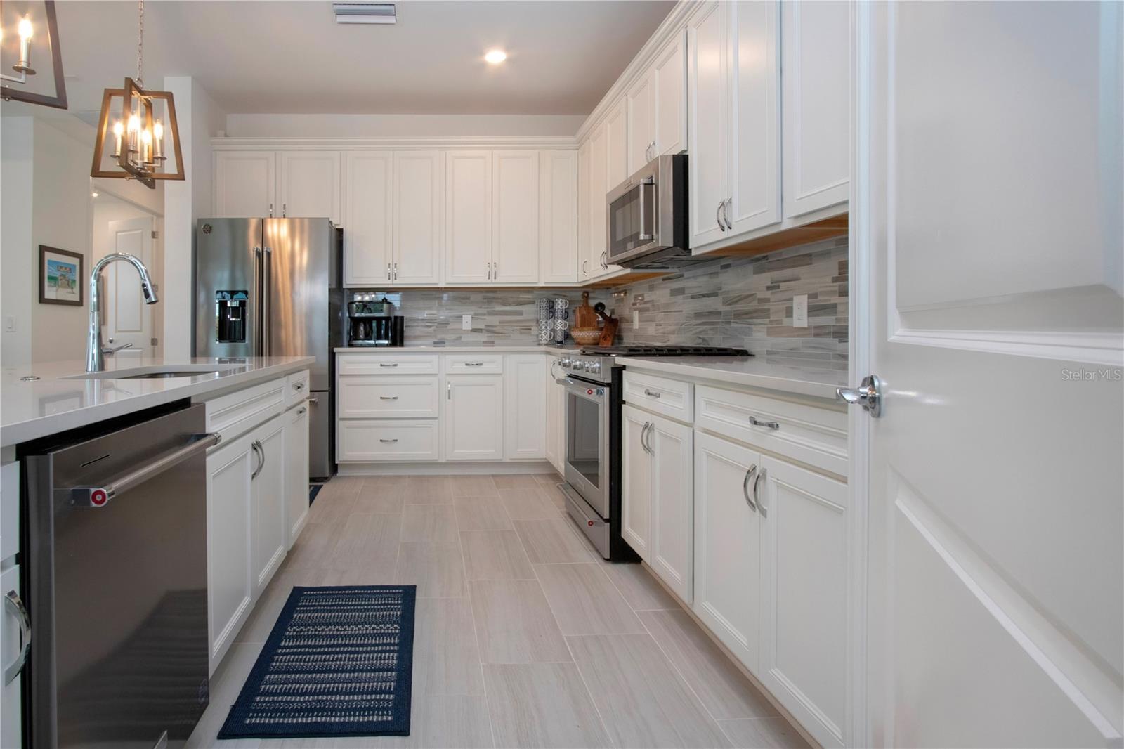 Image 16 of 79 For 6714 Alstead Circle