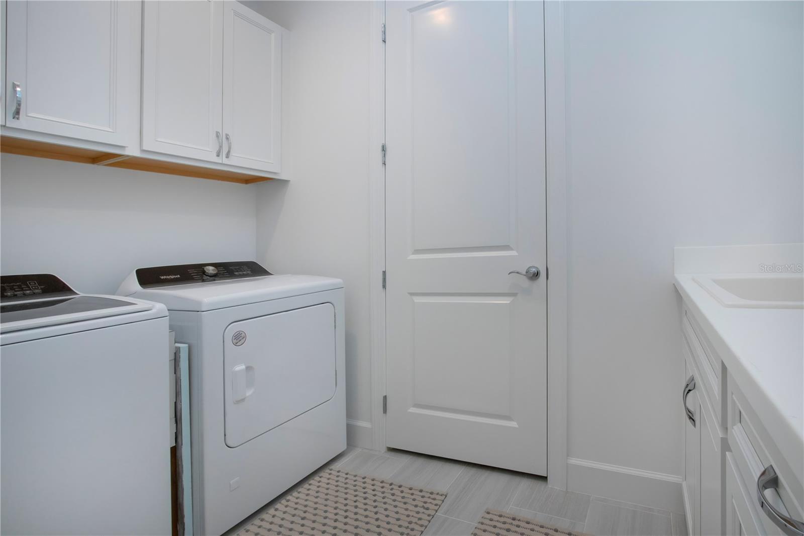 Image 44 of 79 For 6714 Alstead Circle