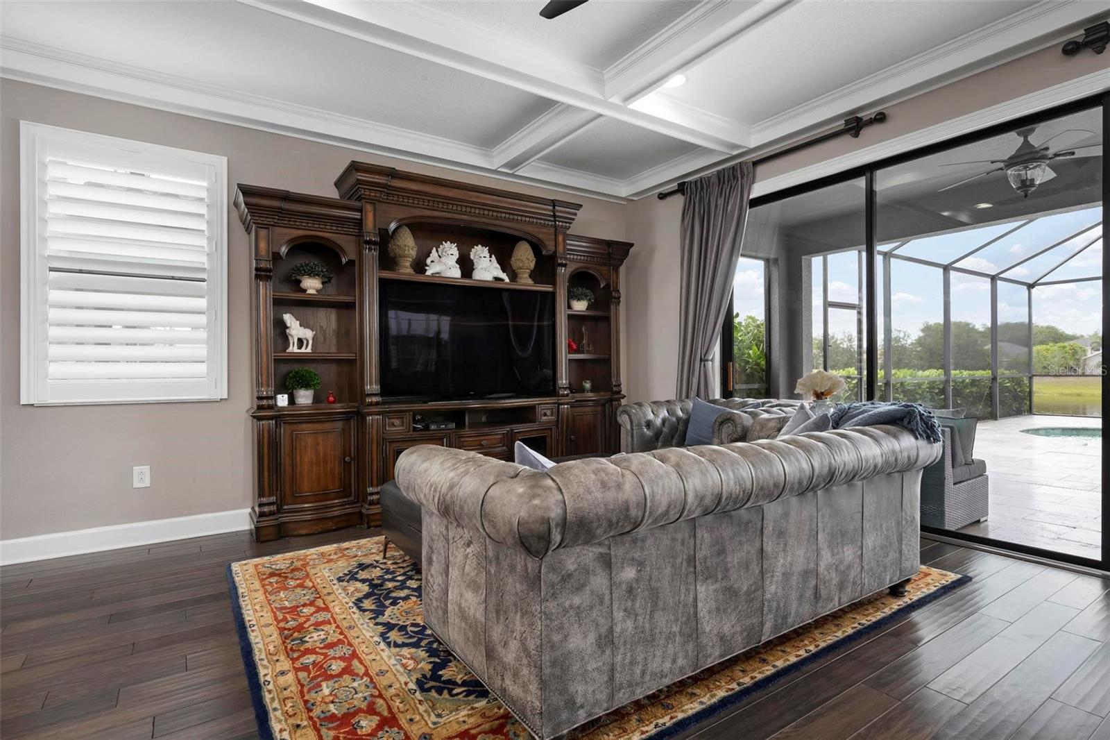 Image 11 of 63 For 7020 Island Queen Court