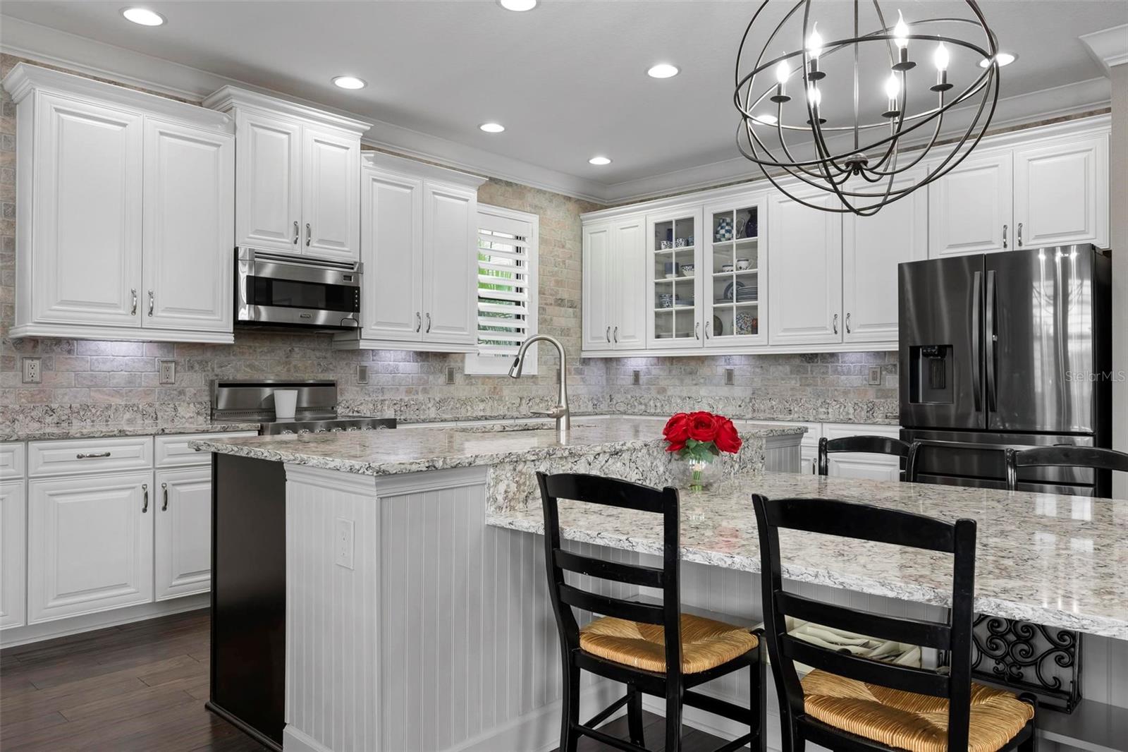 Image 19 of 63 For 7020 Island Queen Court