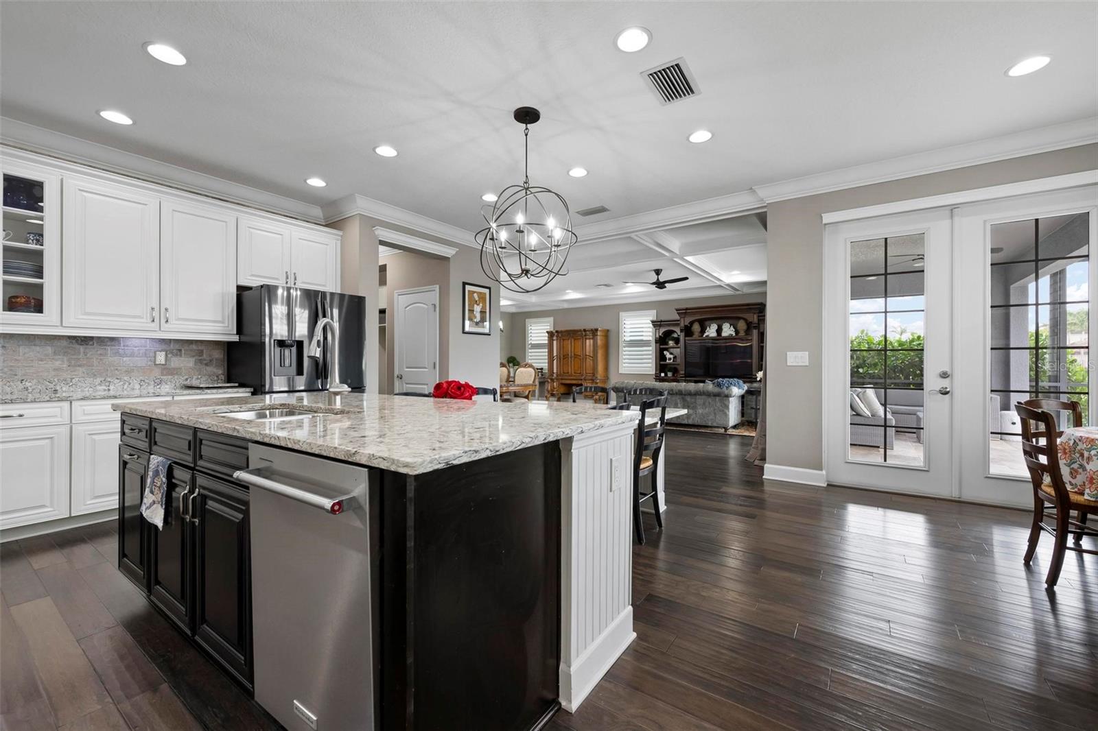 Image 20 of 63 For 7020 Island Queen Court