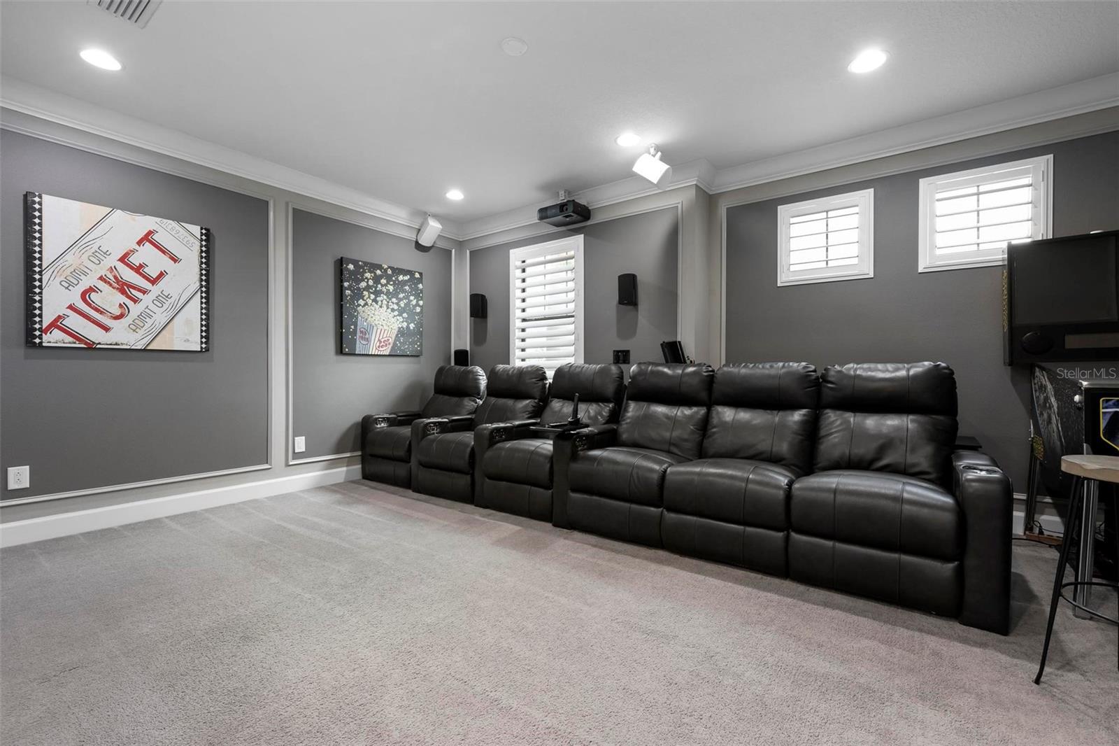 Image 36 of 63 For 7020 Island Queen Court