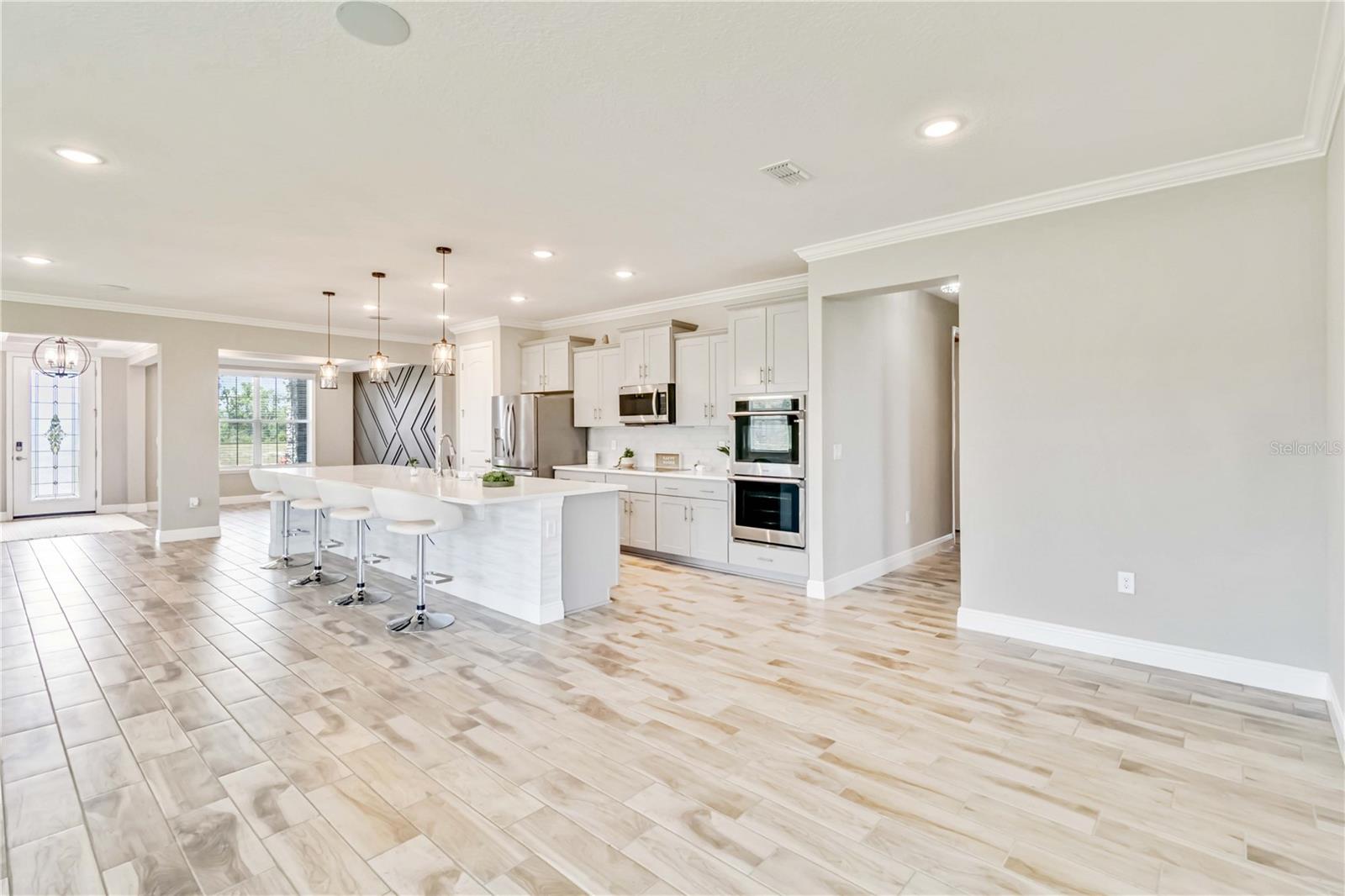 Image 10 of 61 For 14914 15th Street E
