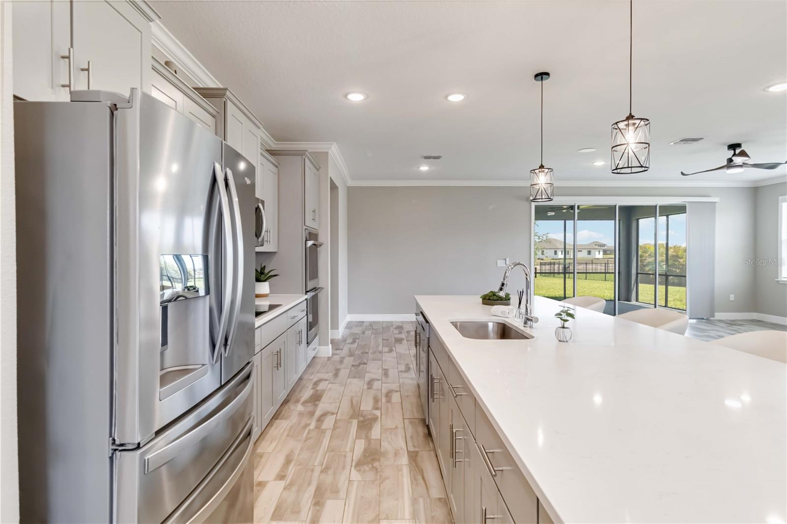 Image 13 of 61 For 14914 15th Street E