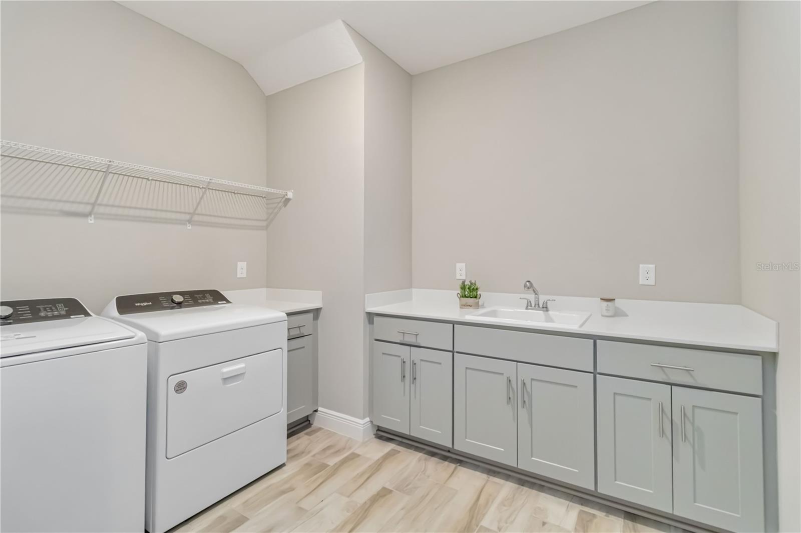 Image 27 of 61 For 14914 15th Street E