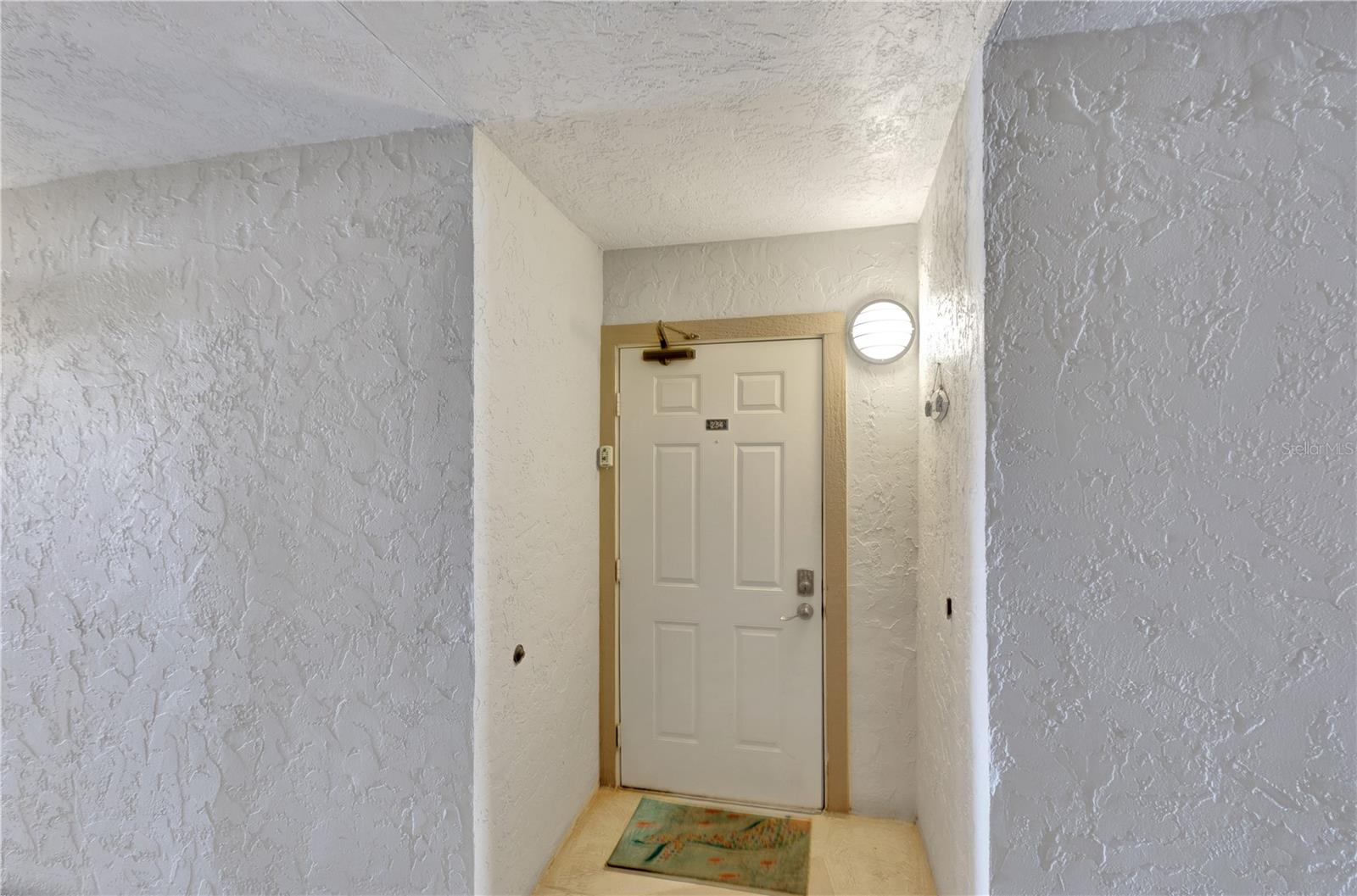 Image 6 of 36 For 3160 Matecumbe Key Road 234