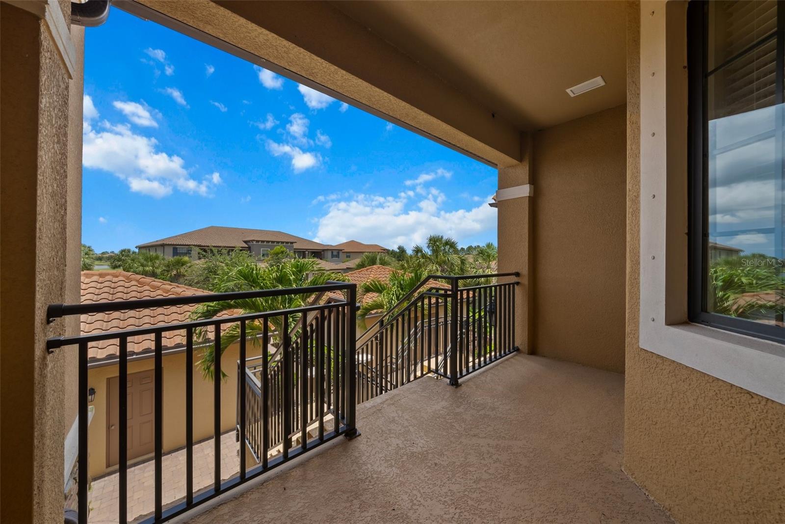 Image 4 of 88 For 13810 Messina Loop 202