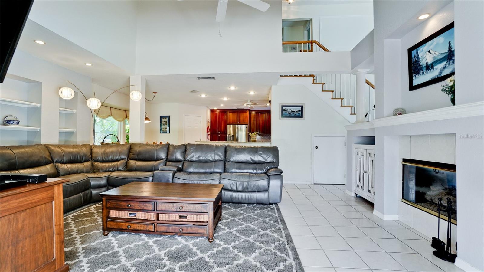 Image 16 of 51 For 9102 12th Avenue Nw