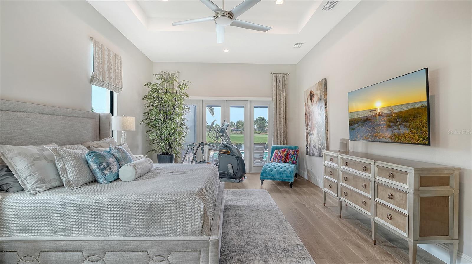 Image 25 of 100 For 4914 Benito Court