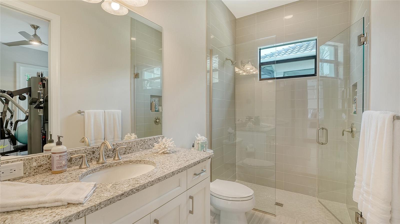 Image 40 of 100 For 4914 Benito Court