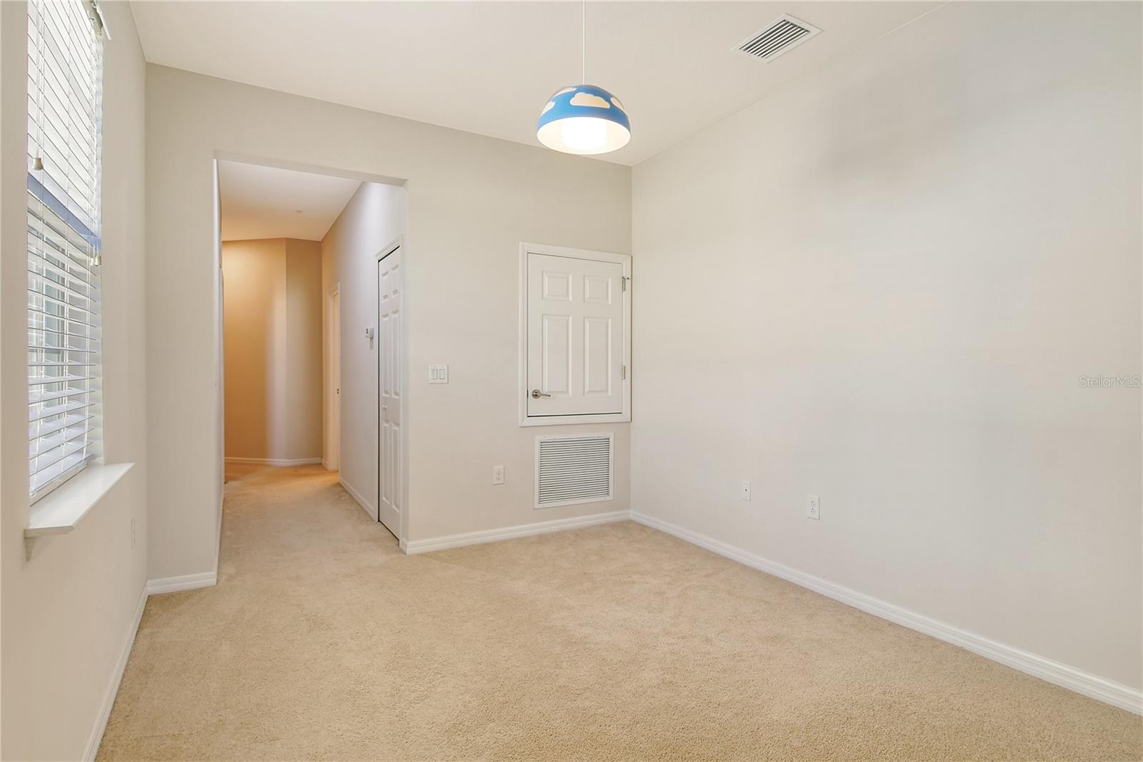 Image 12 of 47 For 5450 Soapstone Place 9-103