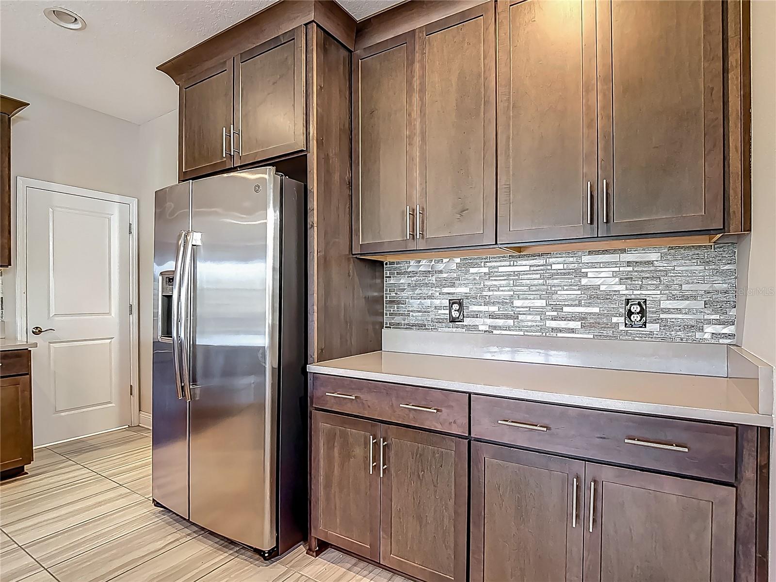 Listing photo id 11 for 30073 Southwell Lane