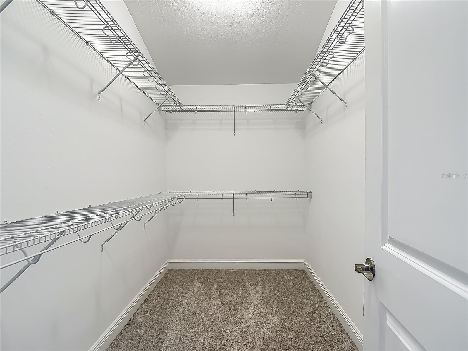 Listing photo id 33 for 30073 Southwell Lane