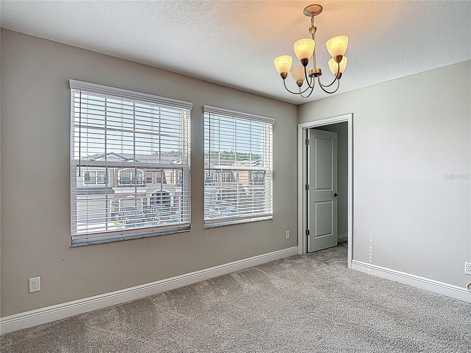 Listing photo id 40 for 30073 Southwell Lane