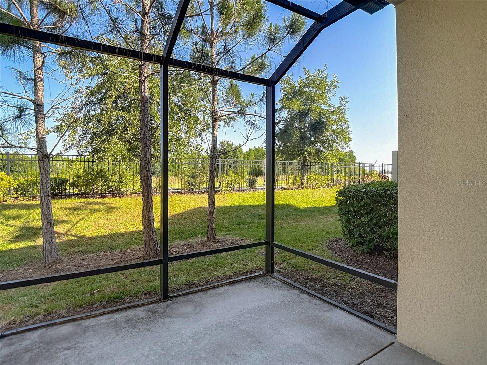 Listing photo id 52 for 30073 Southwell Lane