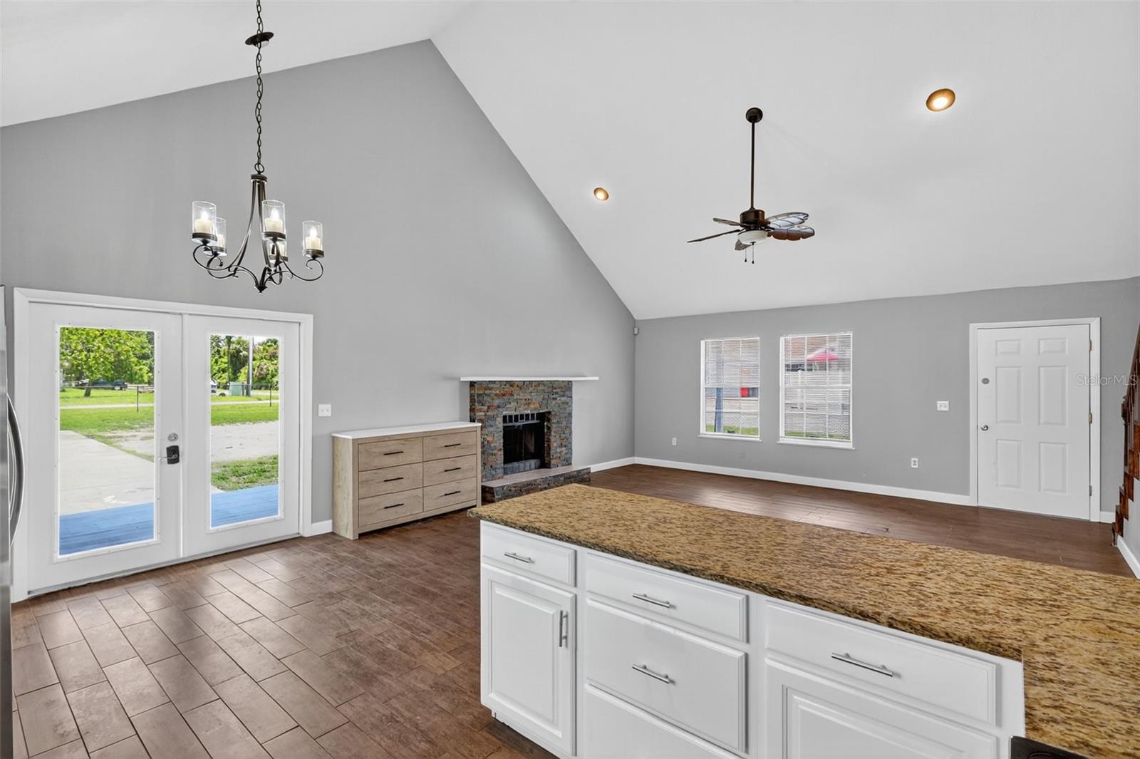 Image 24 of 45 For 3320 19th Street Court E