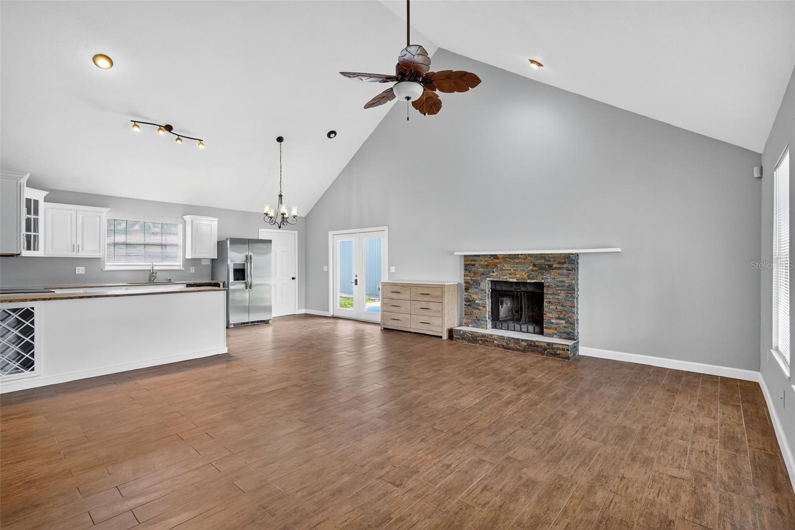 Image 27 of 45 For 3320 19th Street Court E