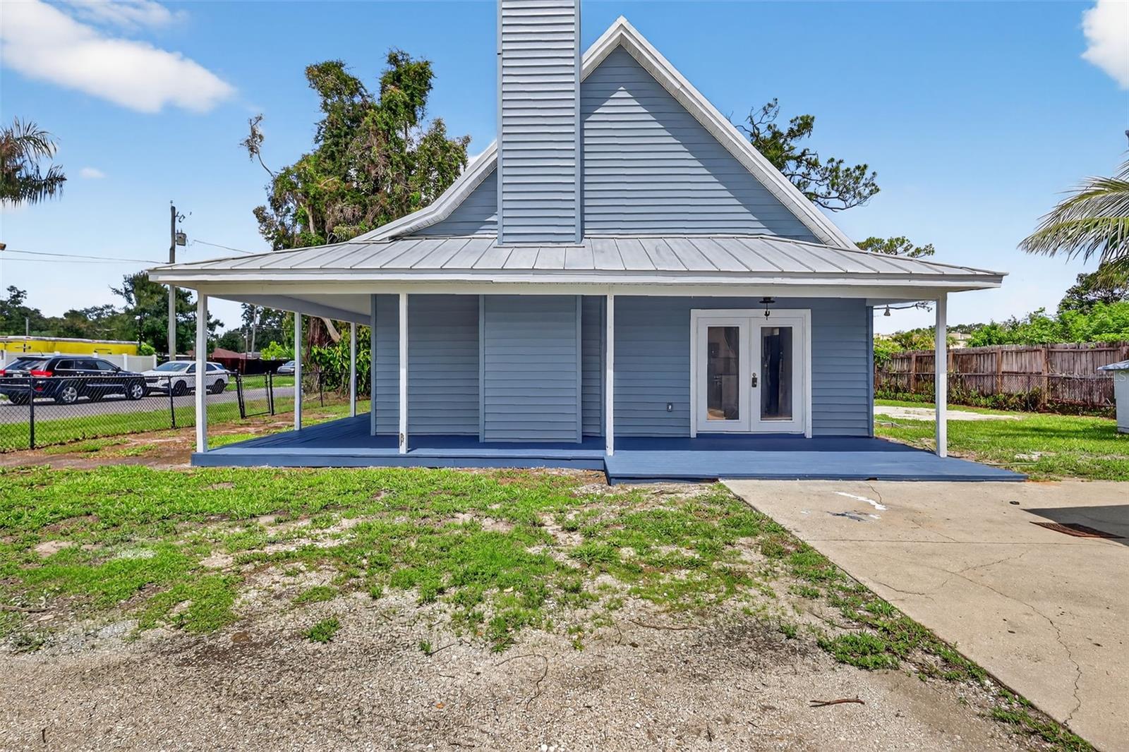 Image 4 of 45 For 3320 19th Street Court E