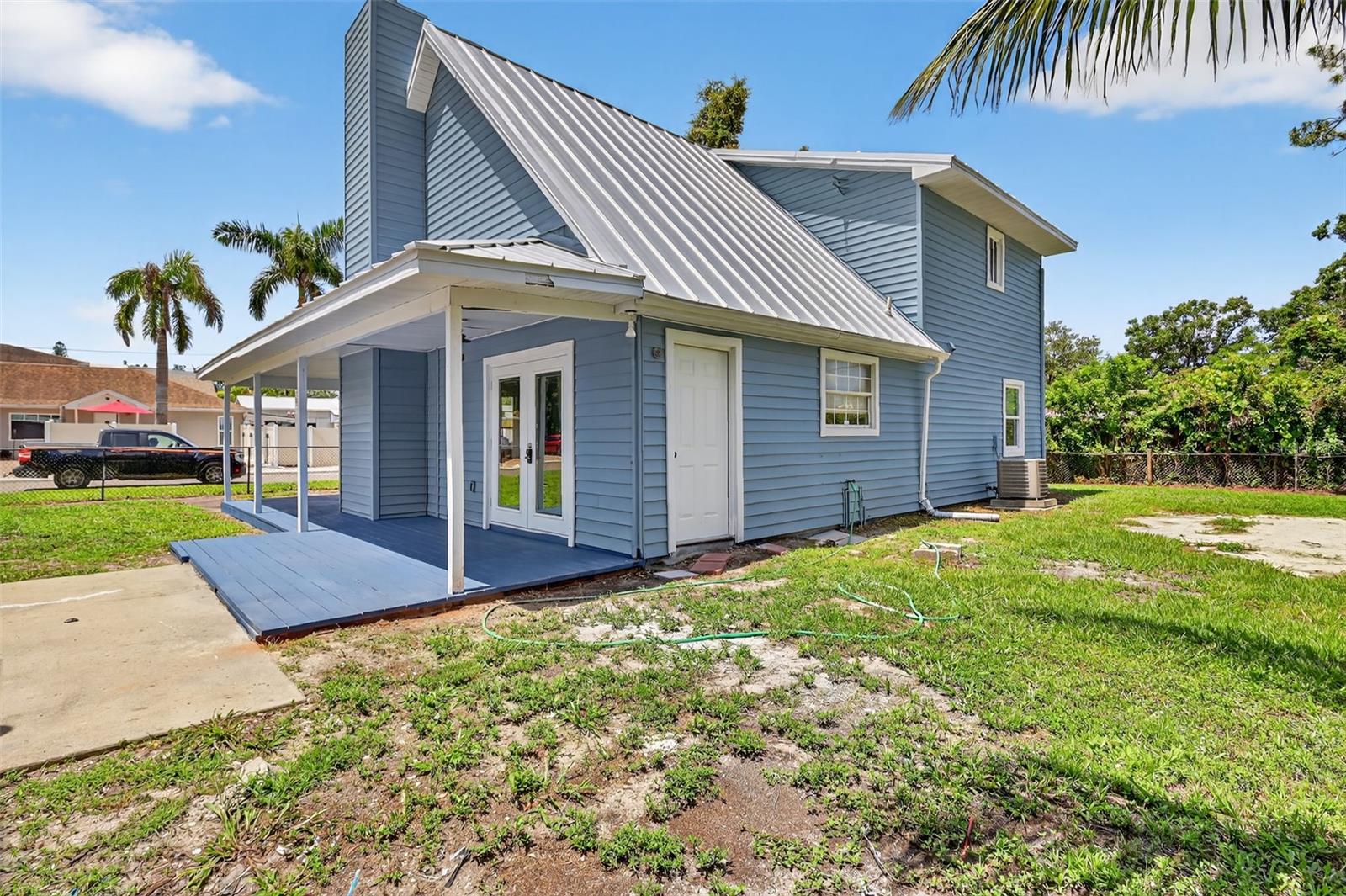 Image 7 of 45 For 3320 19th Street Court E