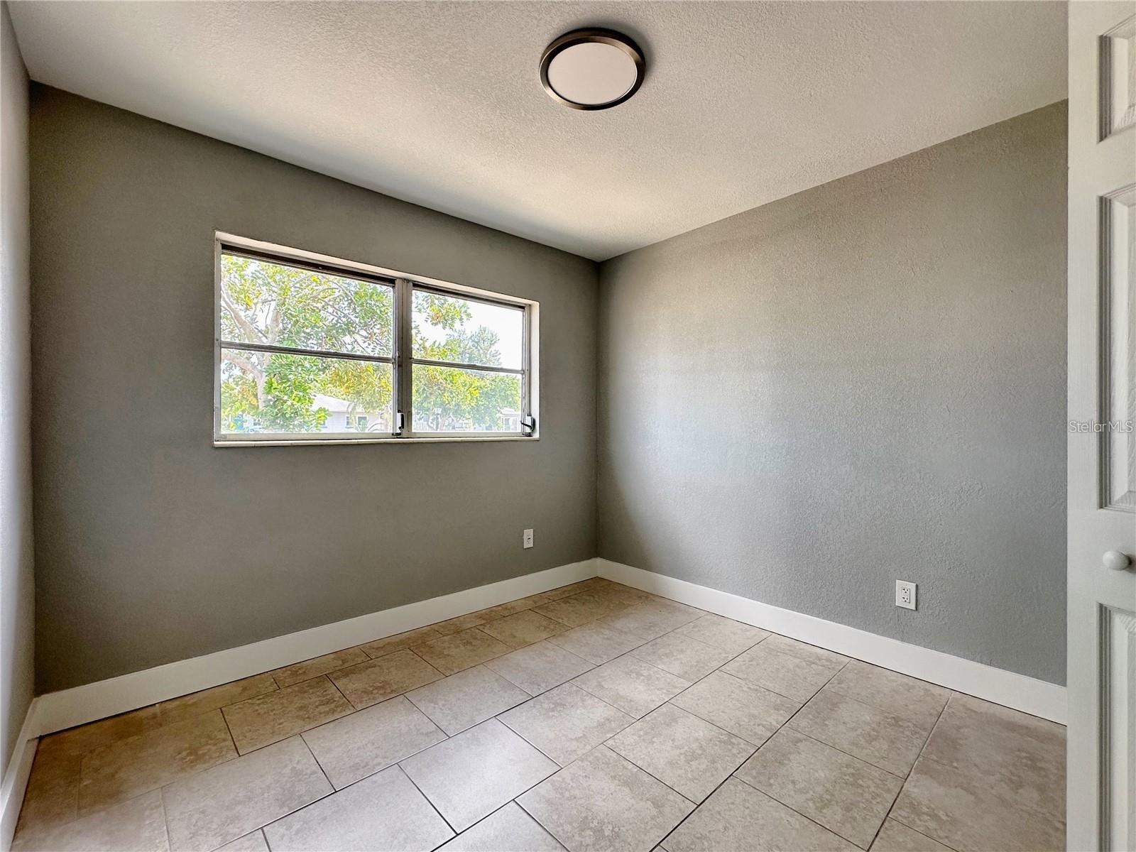 Image 13 of 24 For 2404 Florida Boulevard