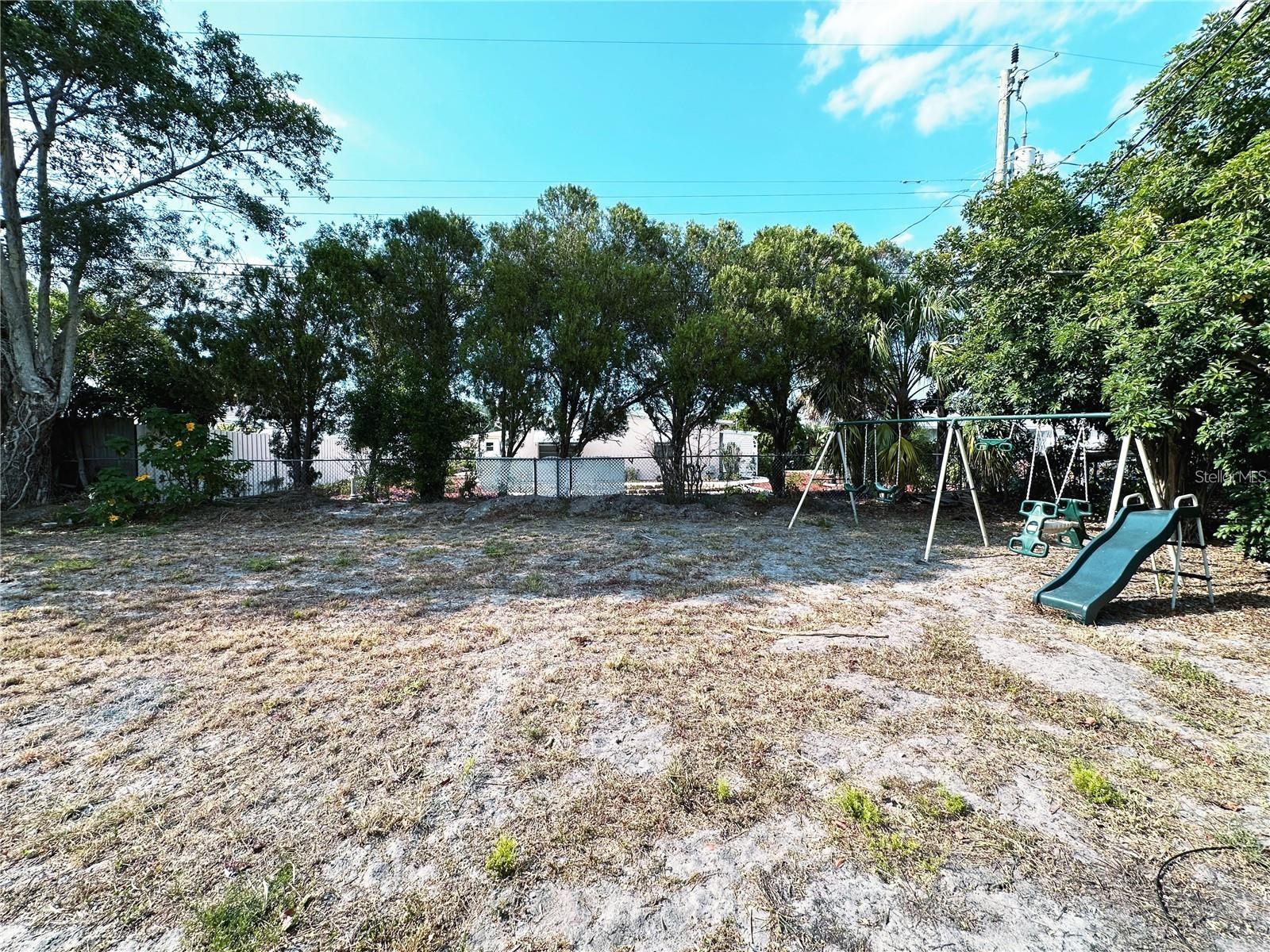Image 23 of 24 For 2404 Florida Boulevard