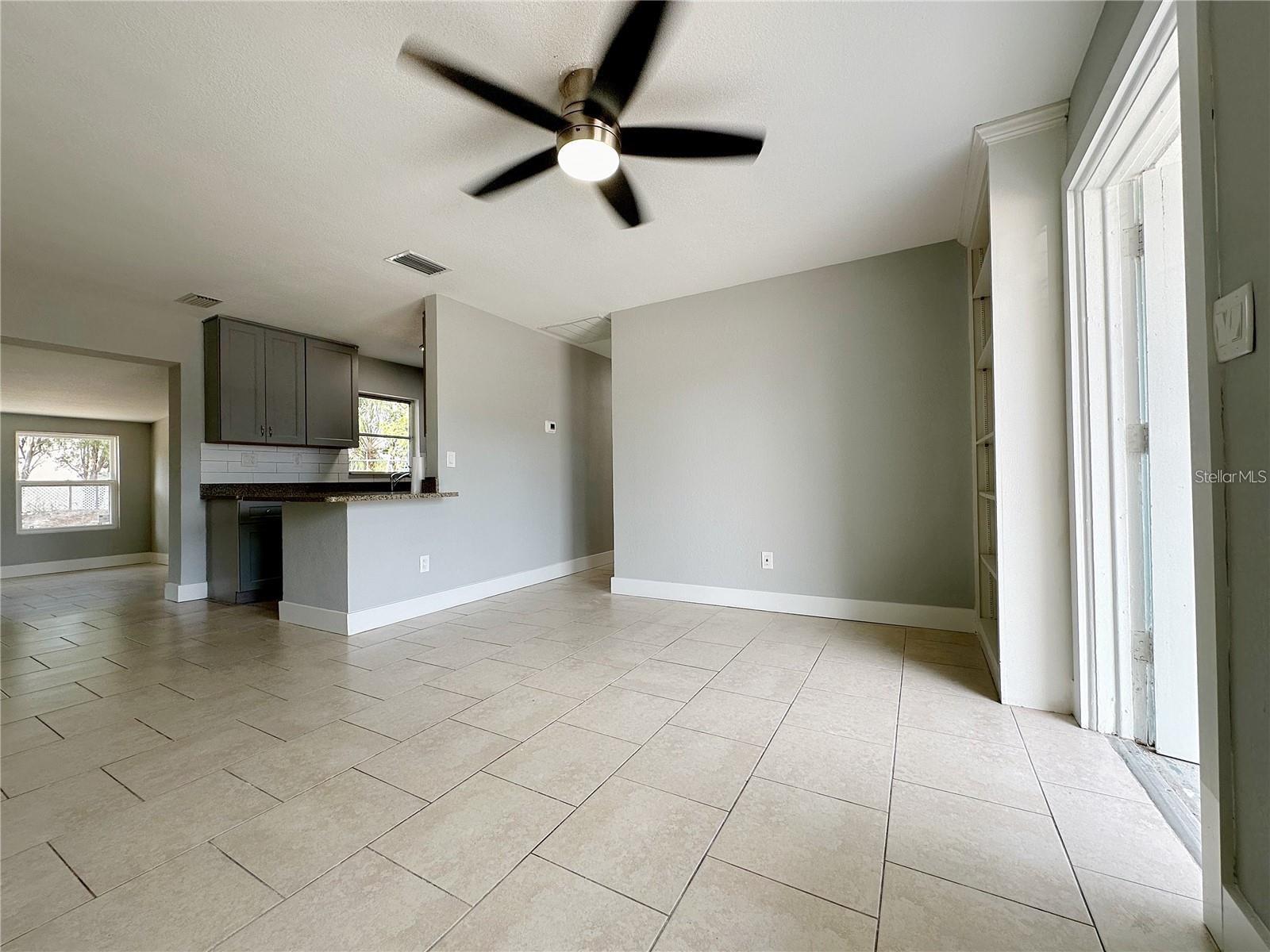 Image 4 of 24 For 2404 Florida Boulevard