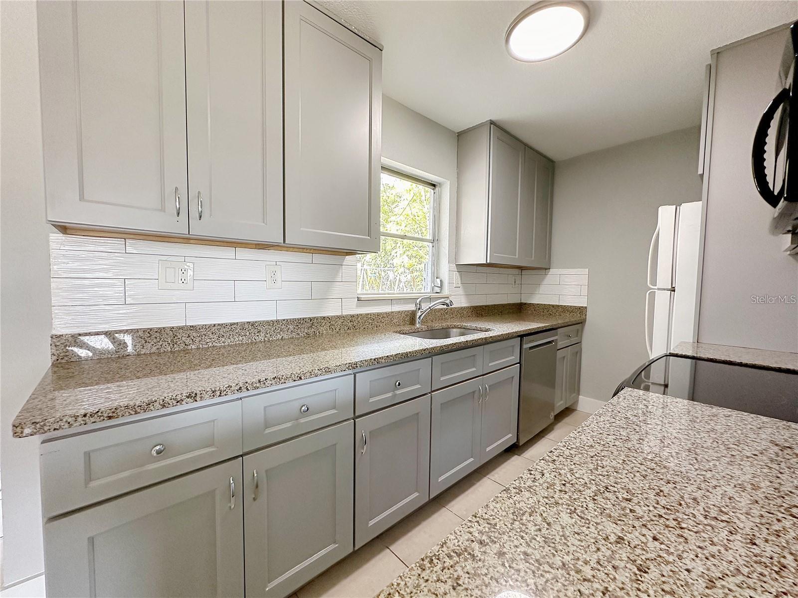 Image 6 of 24 For 2404 Florida Boulevard