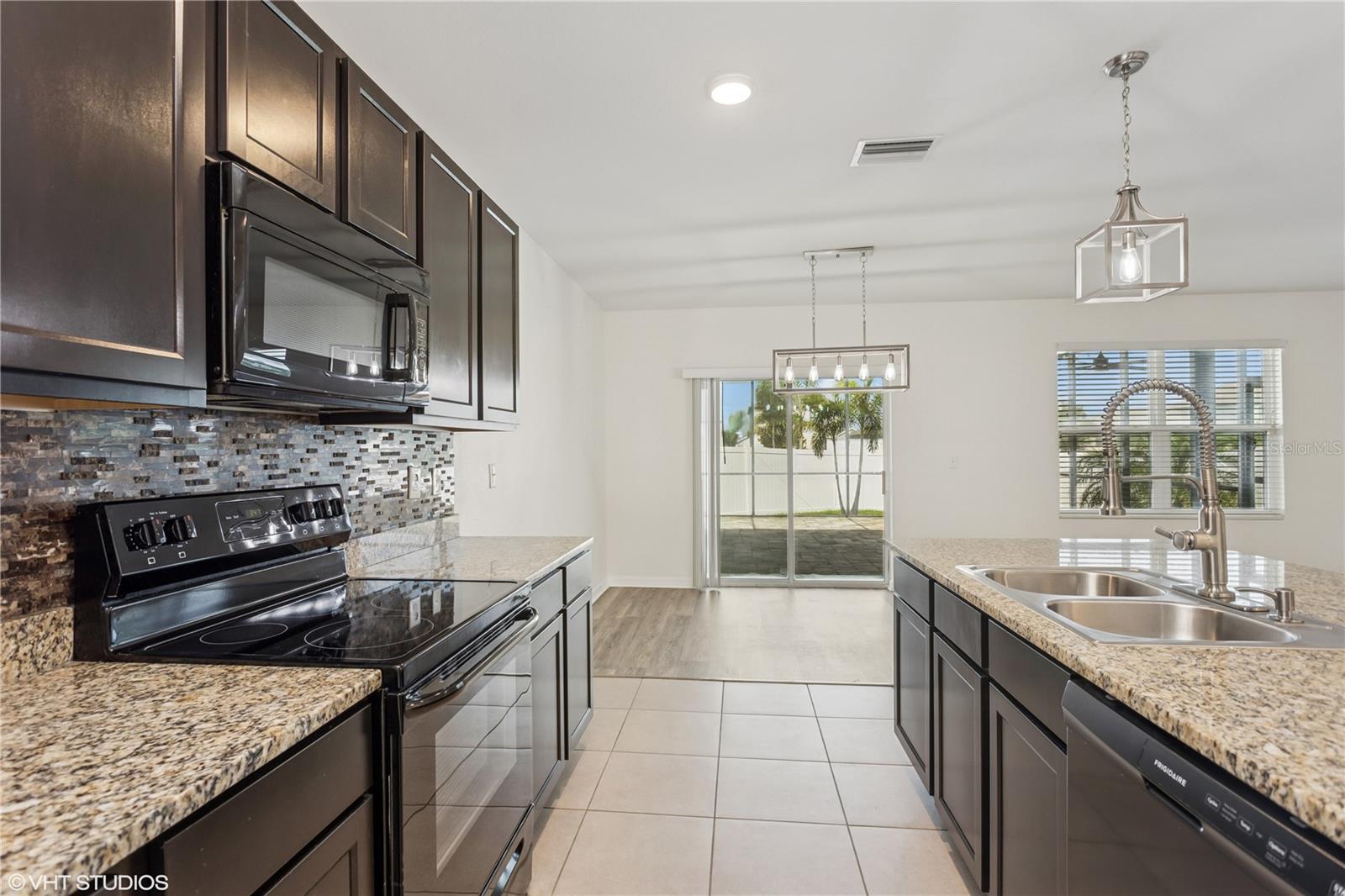 Image 15 of 45 For 4005 Willow Branch Place