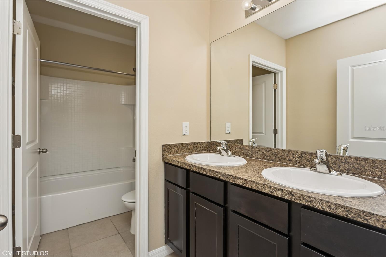 Image 31 of 45 For 4005 Willow Branch Place